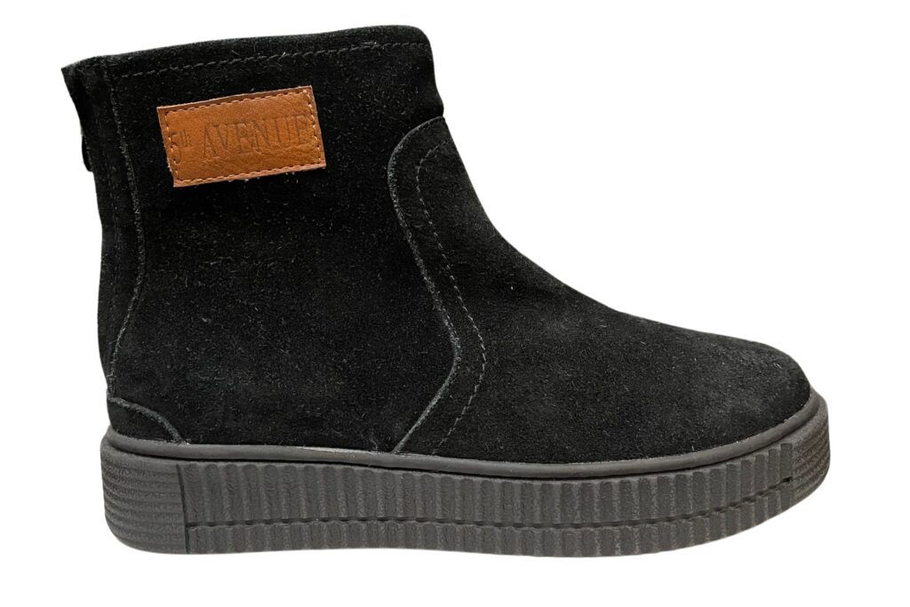 2557 22 Black